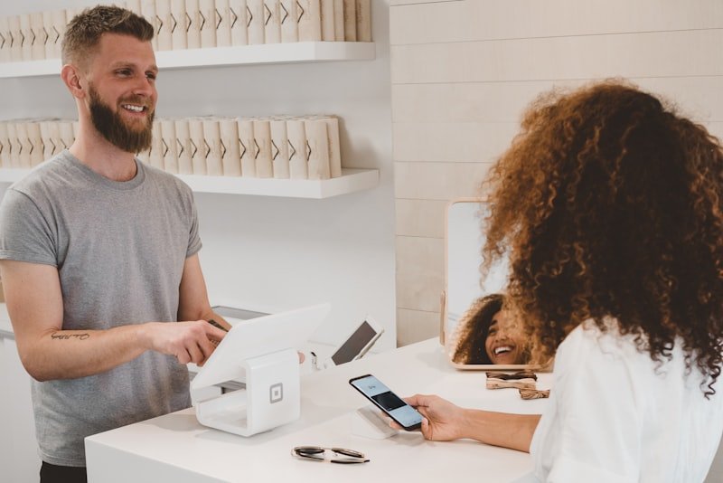 E-Commerce Retail Modern